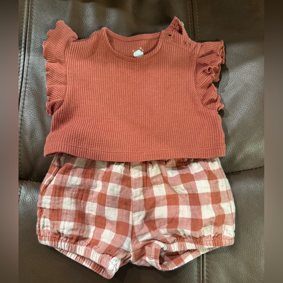 Cat & Jack Other - Cat & Jack Rust and Cream Kids Matching Set